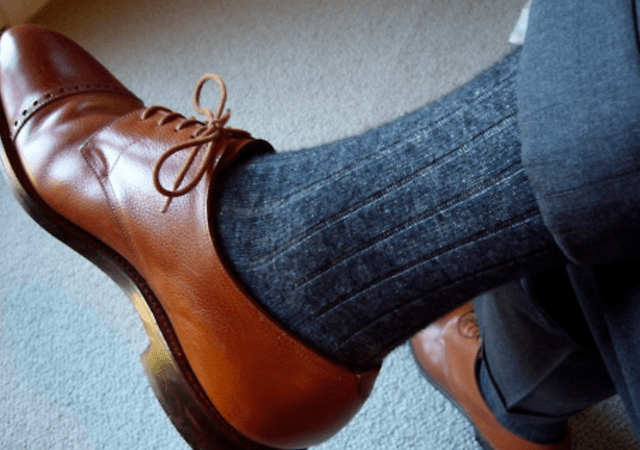 ست کردن جوراب با کفش یا شلوار